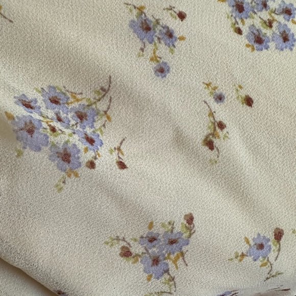 danty dress with open back - Picture 5 of 5